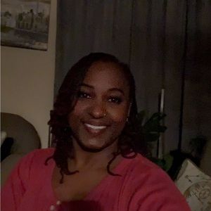 Meet your Posher, Anitra